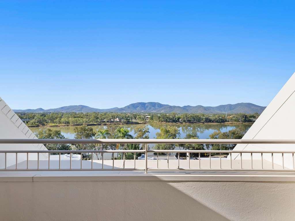 Mercure Rockhampton Hotel Room photo