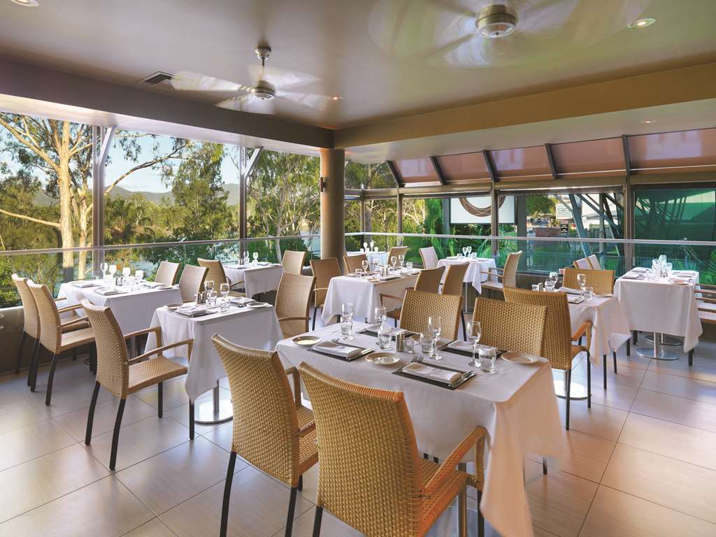 Mercure Rockhampton Hotel Restaurant photo