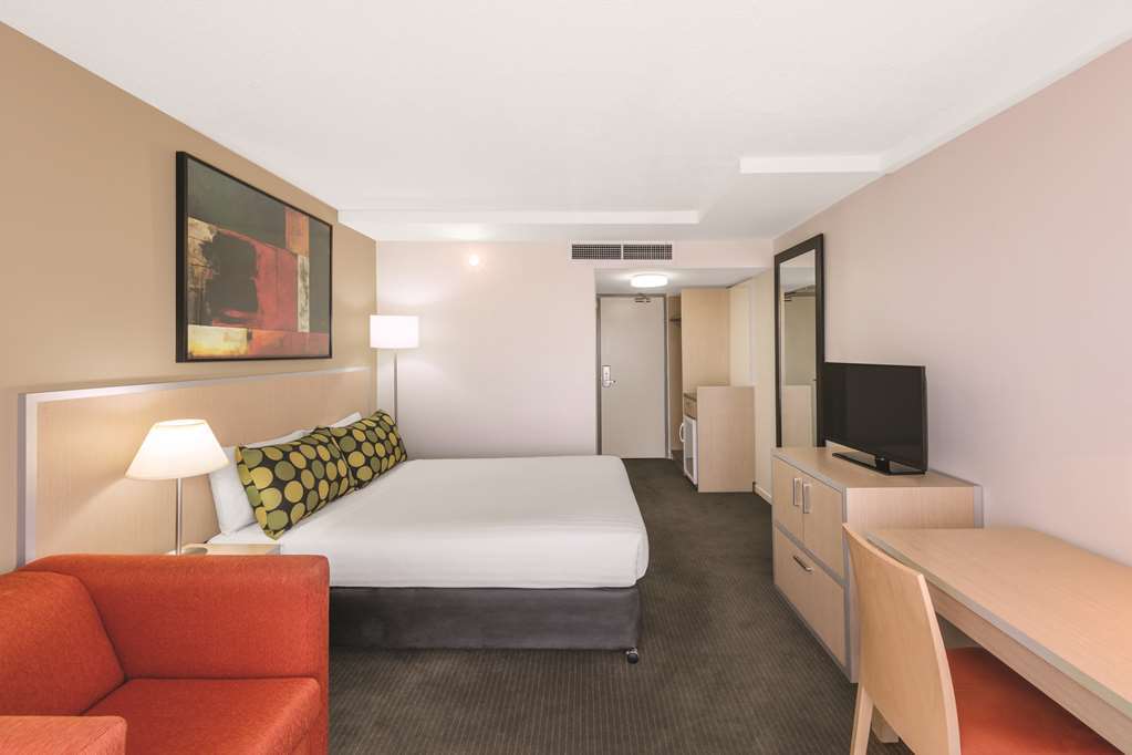 Mercure Rockhampton Hotel Room photo